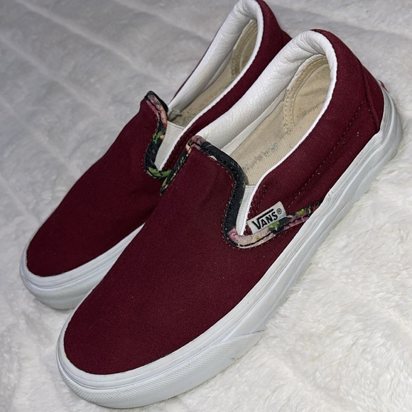 Slip On Vans - Picture 8 of 10